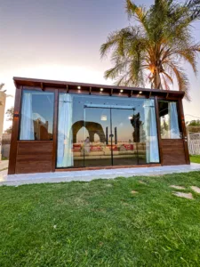 غرف زجاجية عازلة للحرارة والصوت : حلول مبتكرة من العزيزيه 2 غرف زجاجية عازلة للحرارة والصوت