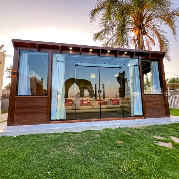 كيف تختار غرفة زجاجية تناسب حديقتك؟